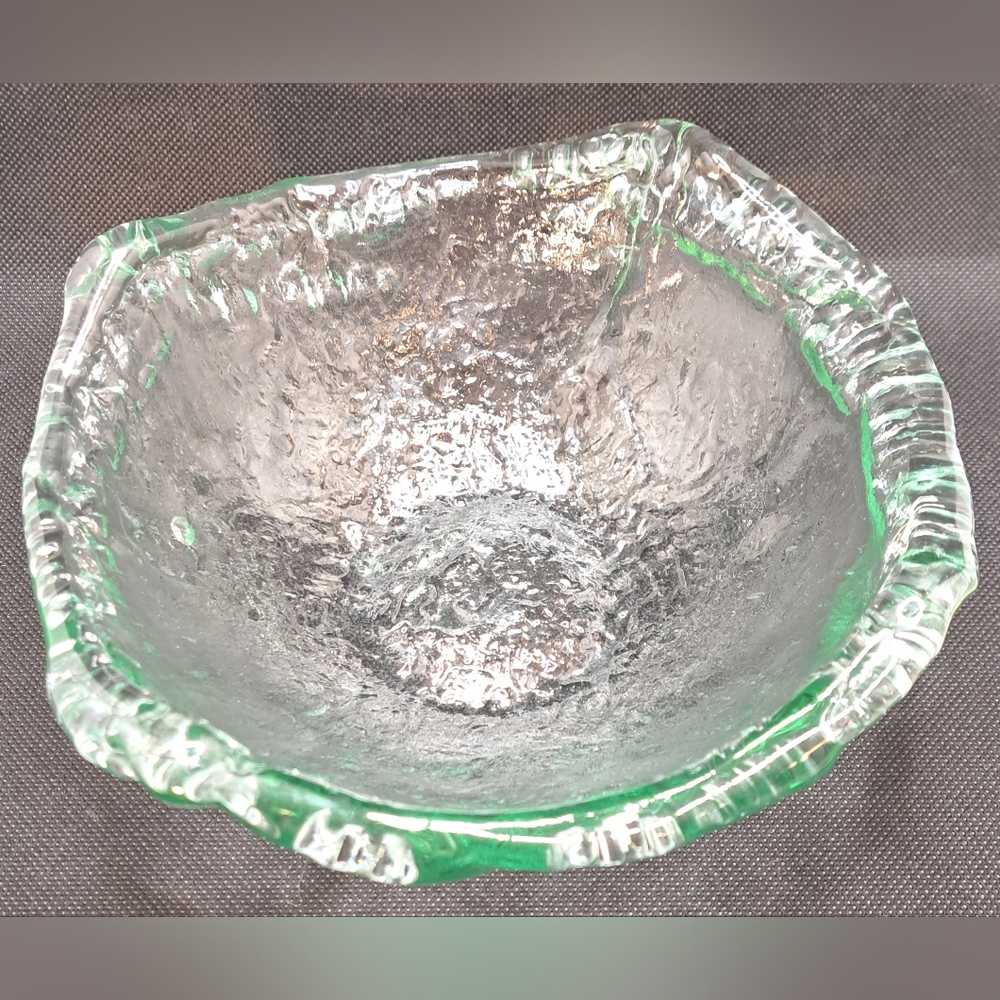 COPY - Shiraleah Recycled Glass Free Form Sea Grass Green Textured Bowl Made in…